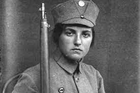 Жінка в мундирі. 100 років тому - Український тиждень